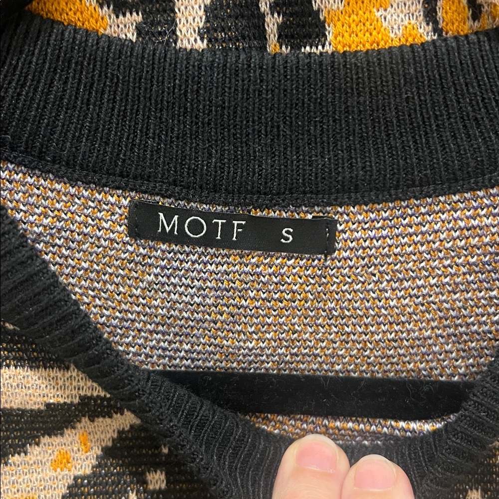 Two piece sweater set - Picture 3 of 4